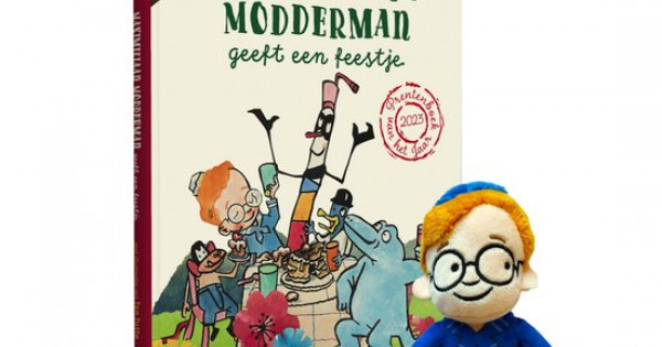 Maximiliaan Modderman Geeft Een Feestje Met Vingerpopje